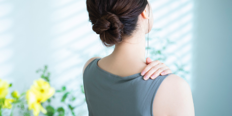 首の痛みへの施術のアプローチ