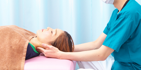 カイロプラクティック（骨格矯正）